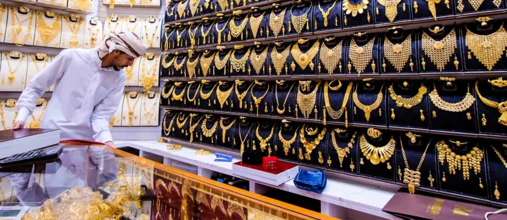 Powerful Guide to Buying Gold in the UAE: Prices, Places, and Pro Tips (2025)
