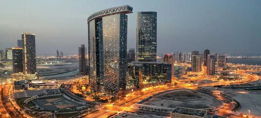Economic Vision of the UAE: 2030 Goals and Their Impact on Expats and Investors