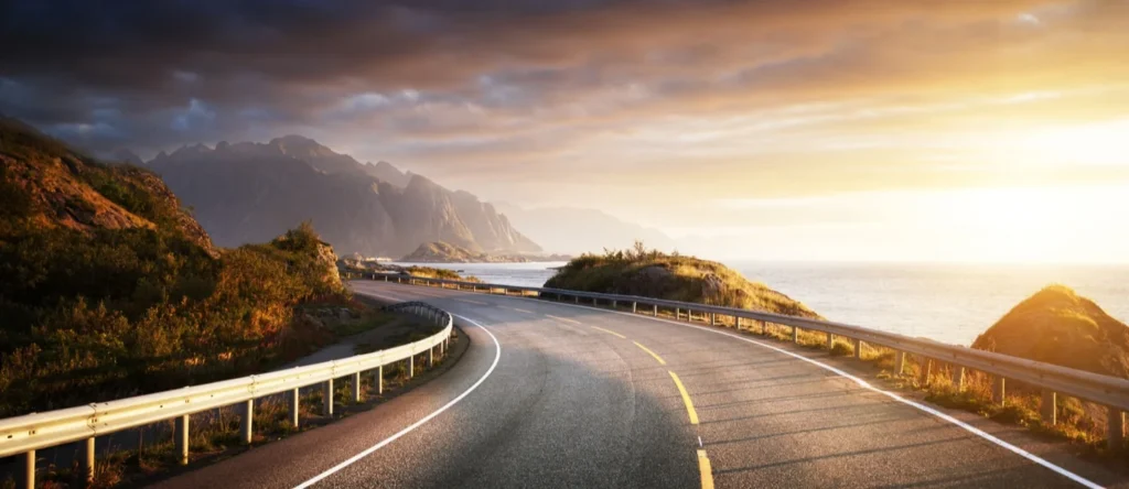 Top 5 Unforgettable Scenic Road Trips in the UAE You Must Experience in 2025