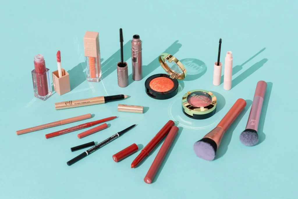 Expert Makeup Tips and Must-Have Products to Flawlessly Beat the Summer Heat (2025 Guide)